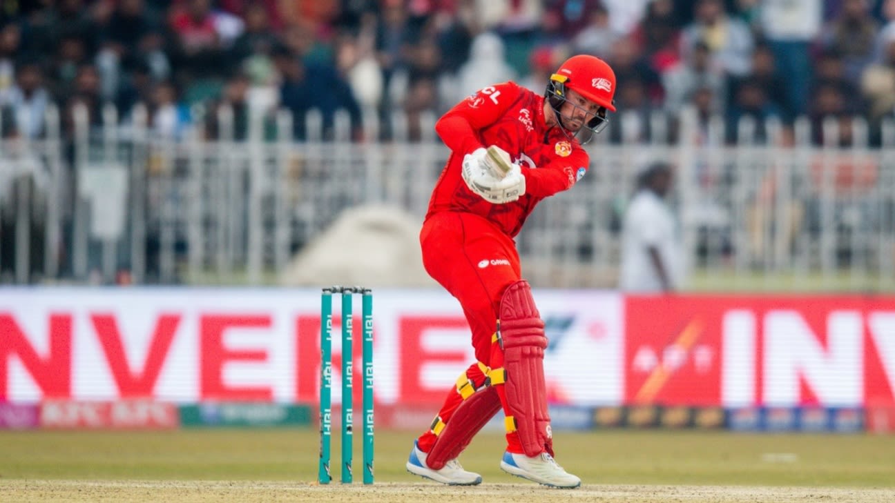 Islamabad United Qualify for PSL Playoffs with Thrilling Win Over Multan Sultans