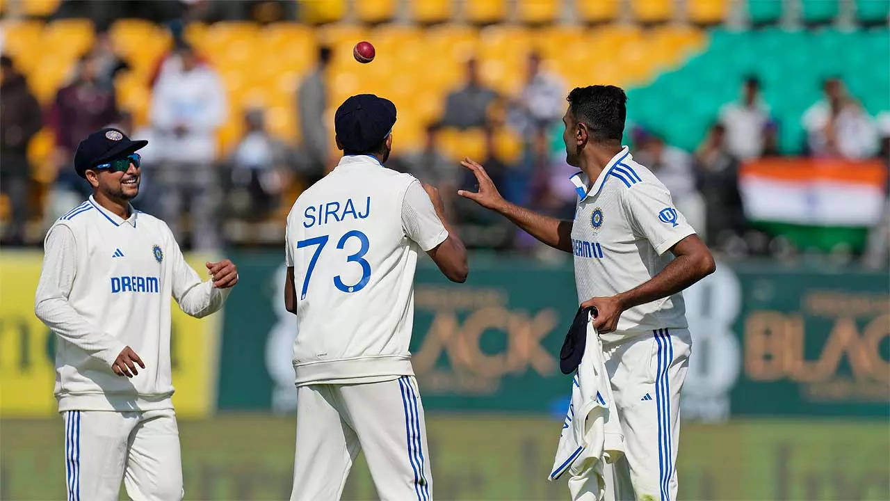 Kuldeep Yadav's Humble Gesture Honors Ashwin's 100th Test