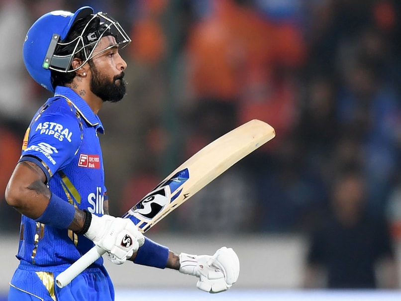 MI's Pandya Disappoints in High-Scoring IPL Clash Against SRH