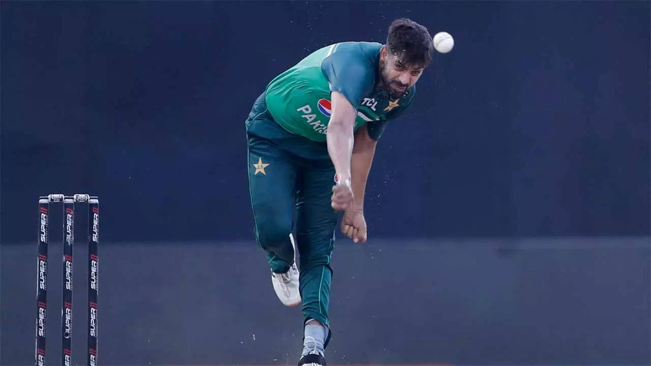 PCB Reinstates Haris Rauf's Central Contract After Acknowledgment of Error