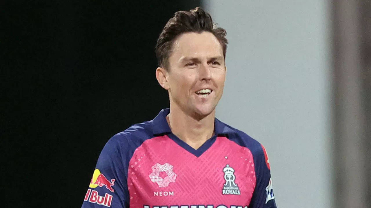 Boult's Early Wicket Record Sets Tone for RR's Victory Over MI