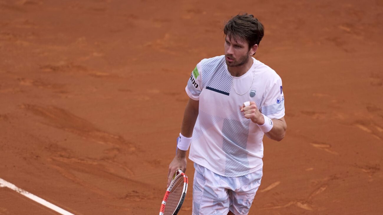 Cameron Norrie Reaches Barcelona Open Quarterfinals with 200th Career Win