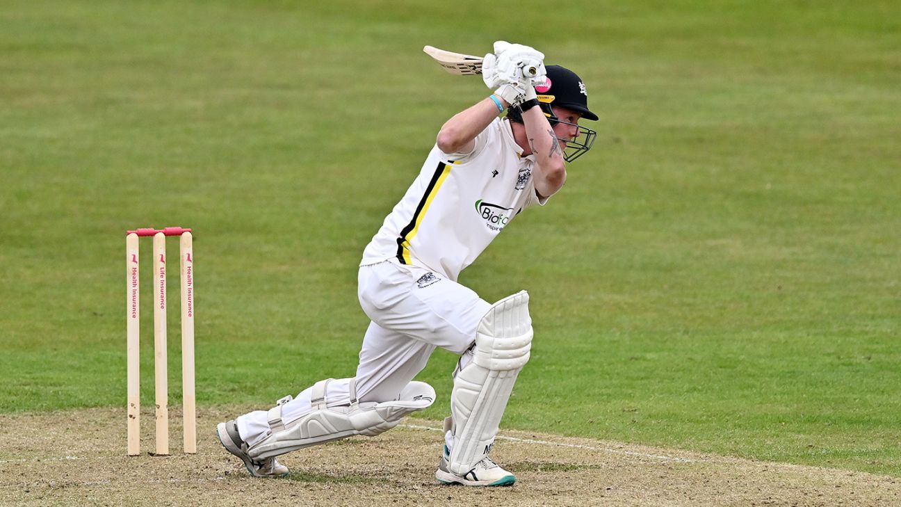 Gloucestershire Gain Upper Hand in Second Division Clash