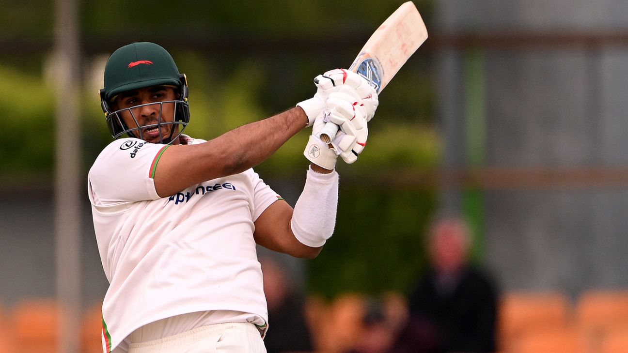 Leicestershire Batters Dominate Day One Against Sussex