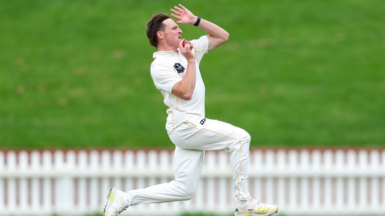 Smith's Four-Wicket Haul Stuns Nottinghamshire in County Championship Clash