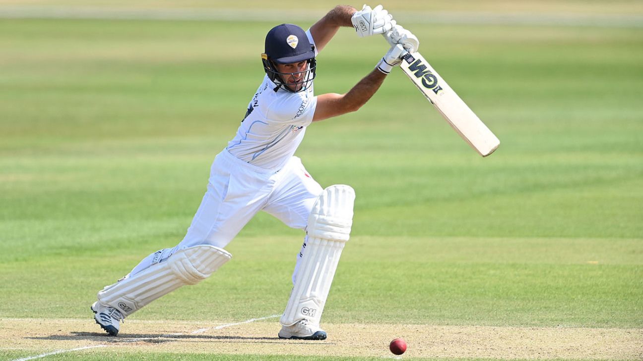 Yorkshire and Derbyshire Draw in High-Scoring Vitality County Championship Clash