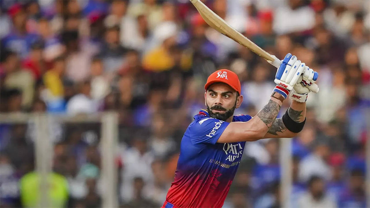 Ravi Shastri Defends Virat Kohli's Strike Rate, Emphasizes Team Performance