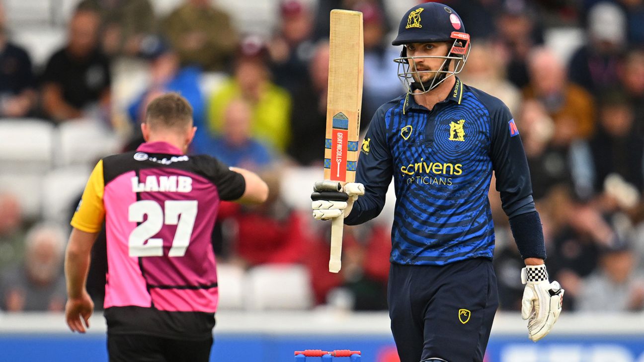 Barnard's Record-Breaking Knock Powers Warwickshire to Victory