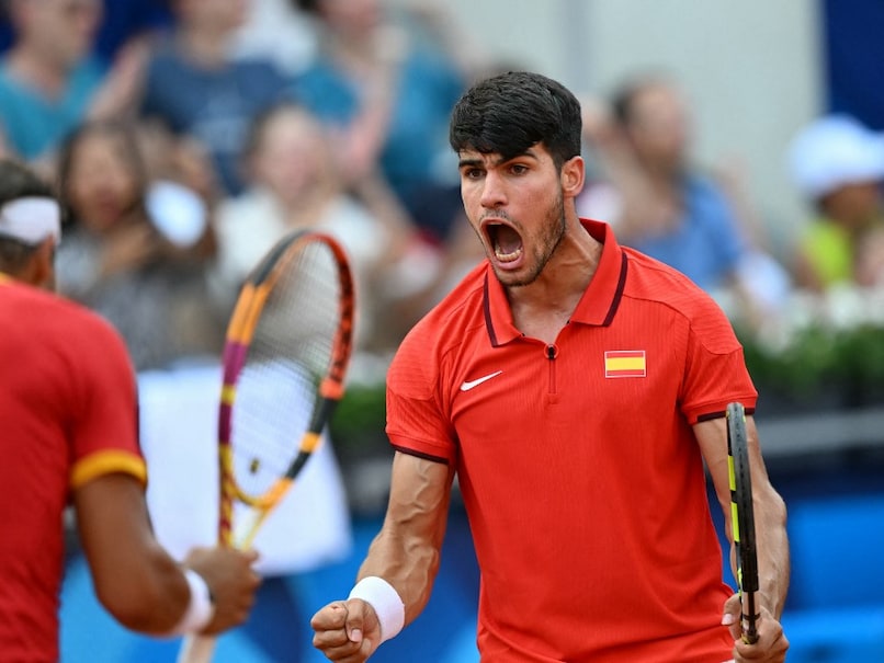 Carlos Alcaraz Reaches Olympic Singles Third Round, Eyes Doubles Glory with Nadal