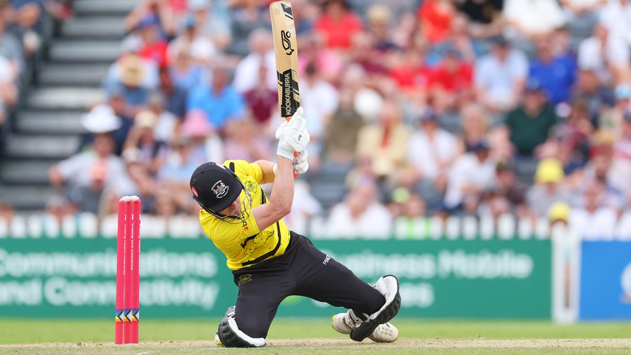 Gloucestershire Triumph Over Surrey in Metro Bank One-Day Cup