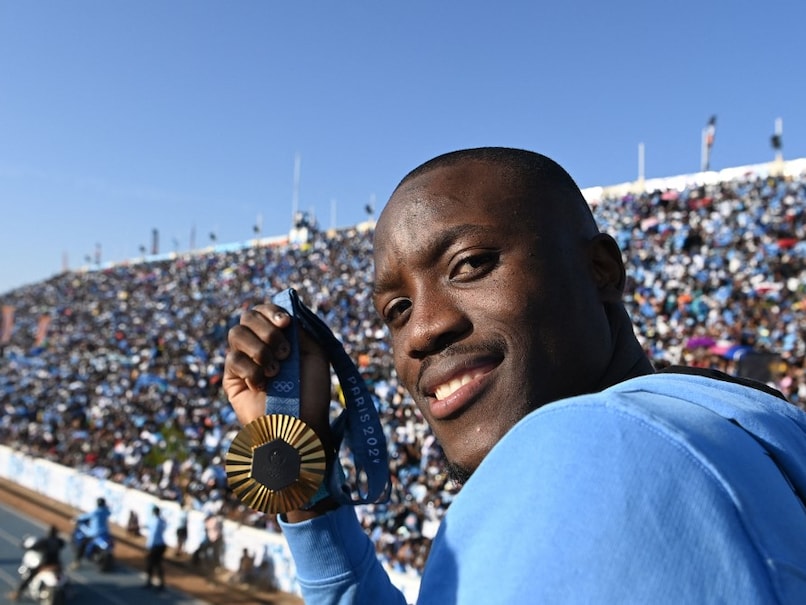 Botswana Celebrates Historic Olympic Gold with Letsile Tebogo's Triumph