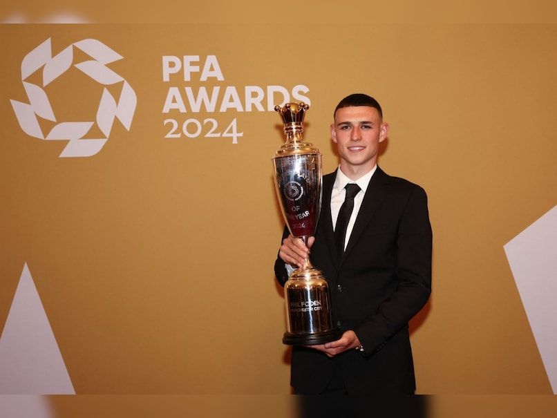 Phil Foden Crowned PFA Player of the Year for Exceptional Season