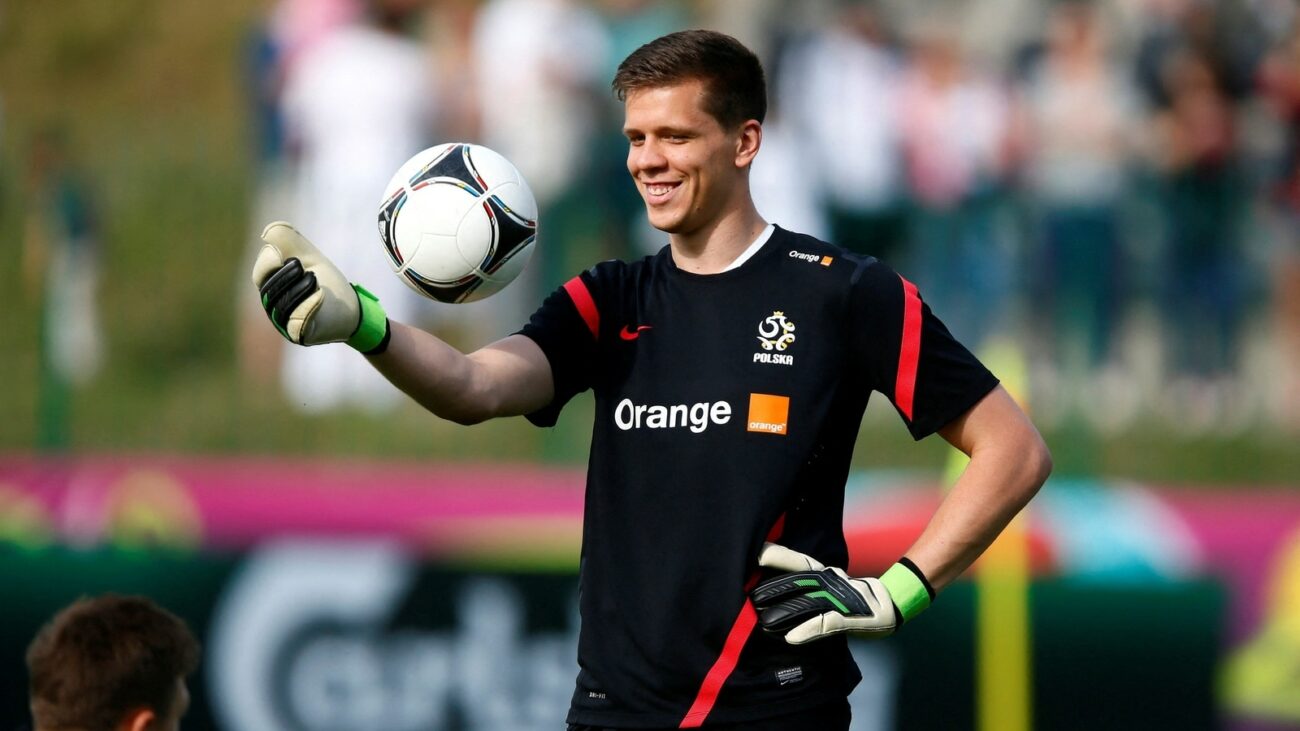 Polish Goalkeeping Legend Wojciech Szczesny Retires from Football