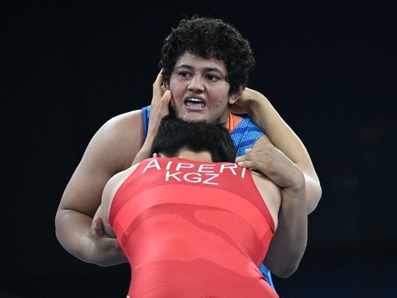 Reetika Hooda's Olympic Medal Hopes Dented in Women's Wrestling