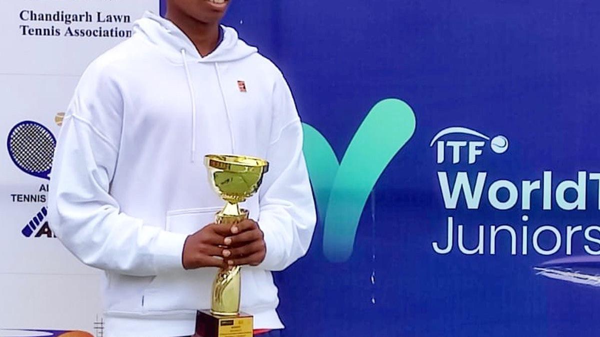 16-Year-Old Manas Dhamne Replaces Sumit Nagal in India's Davis Cup Team