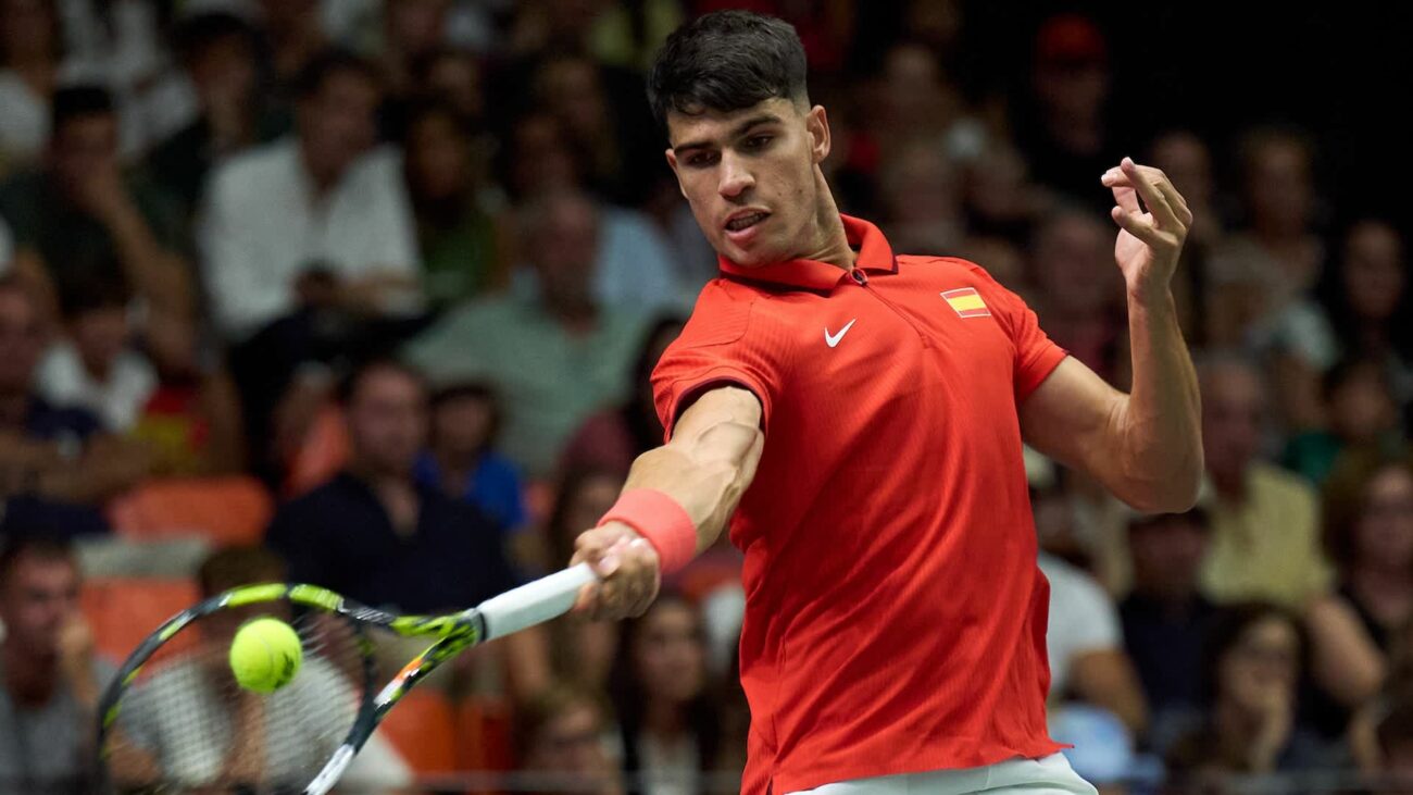 Alcaraz Returns to Winning Ways, Leads Spain to Davis Cup Victory