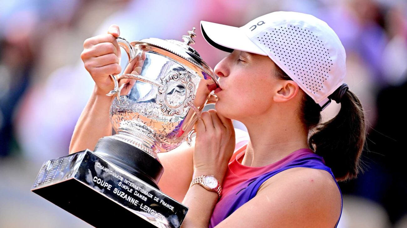 Iga Swiatek Surpasses Barty, Becomes Seventh-Most Weeks at WTA No. 1