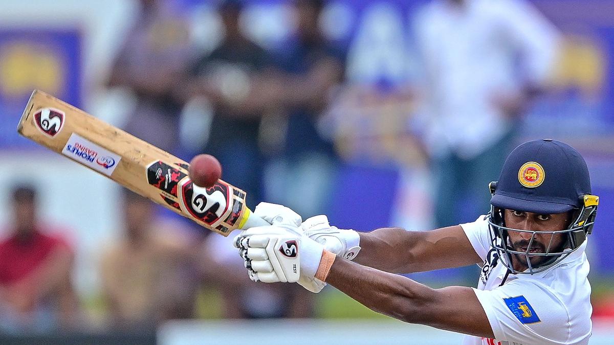 Kamindu Mendis Matches Bradman's Record, Sri Lanka Dominates New Zealand