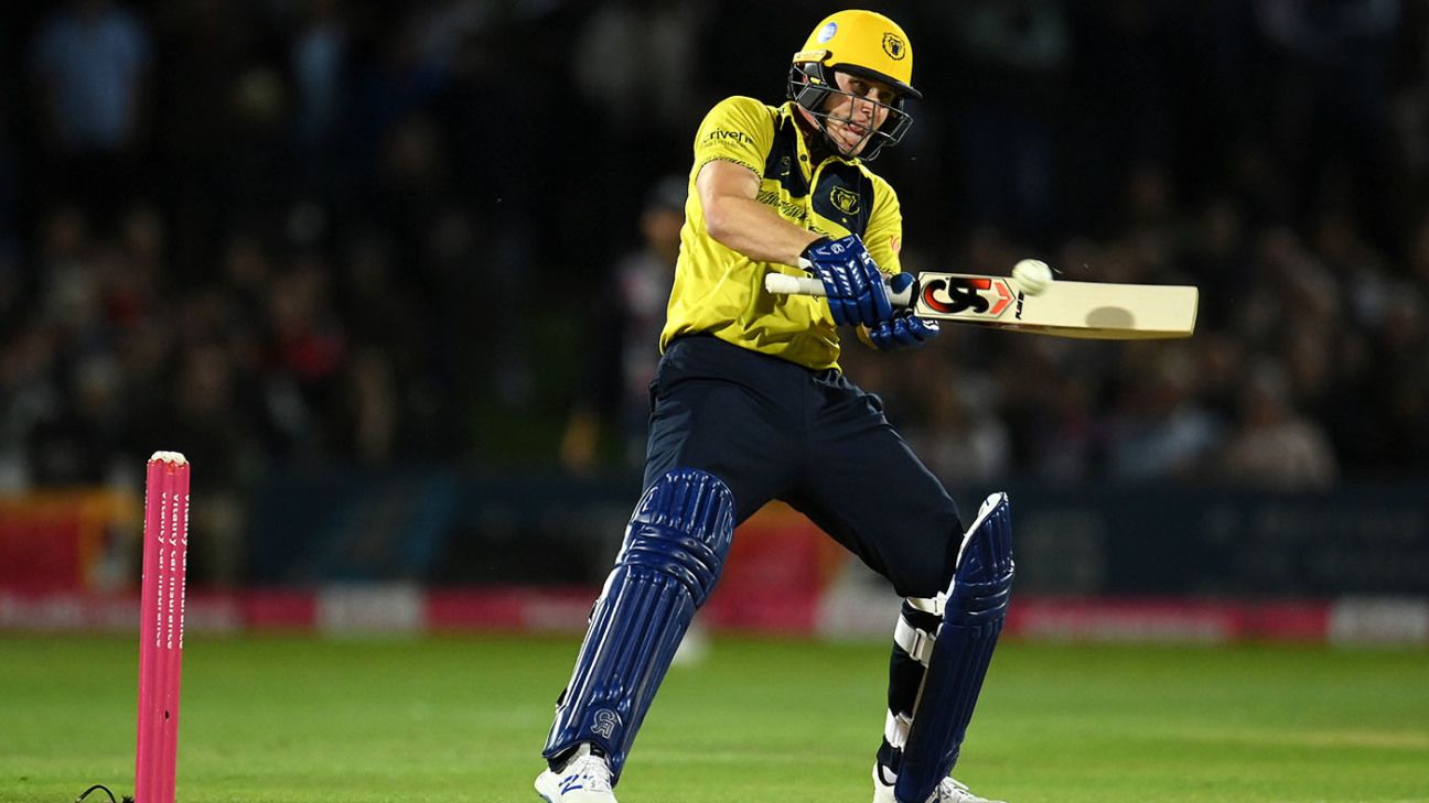 Kent Sign Wicketkeeper-Batter Chris Benjamin from Warwickshire