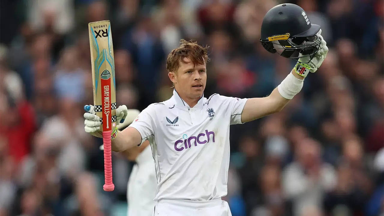 Ollie Pope's Century Puts England in Command Against Sri Lanka