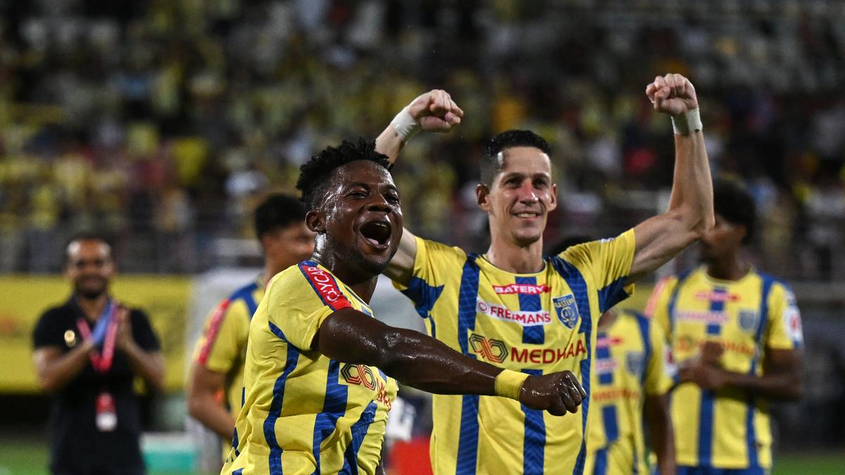 Peprah's Late Strike Gives Kerala Blasters First Win of ISL Season