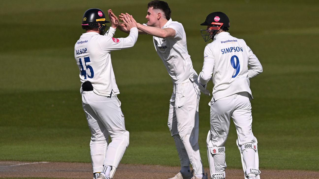 Sussex Dominate Derbyshire with Carson's Match-Winning Performance