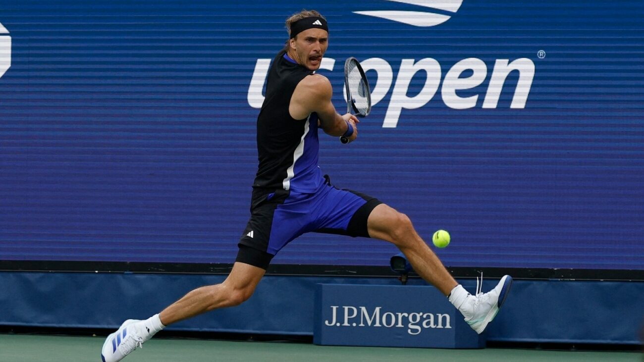 Zverev Reaches US Open Quarterfinals, Sets Up Fritz Rematch