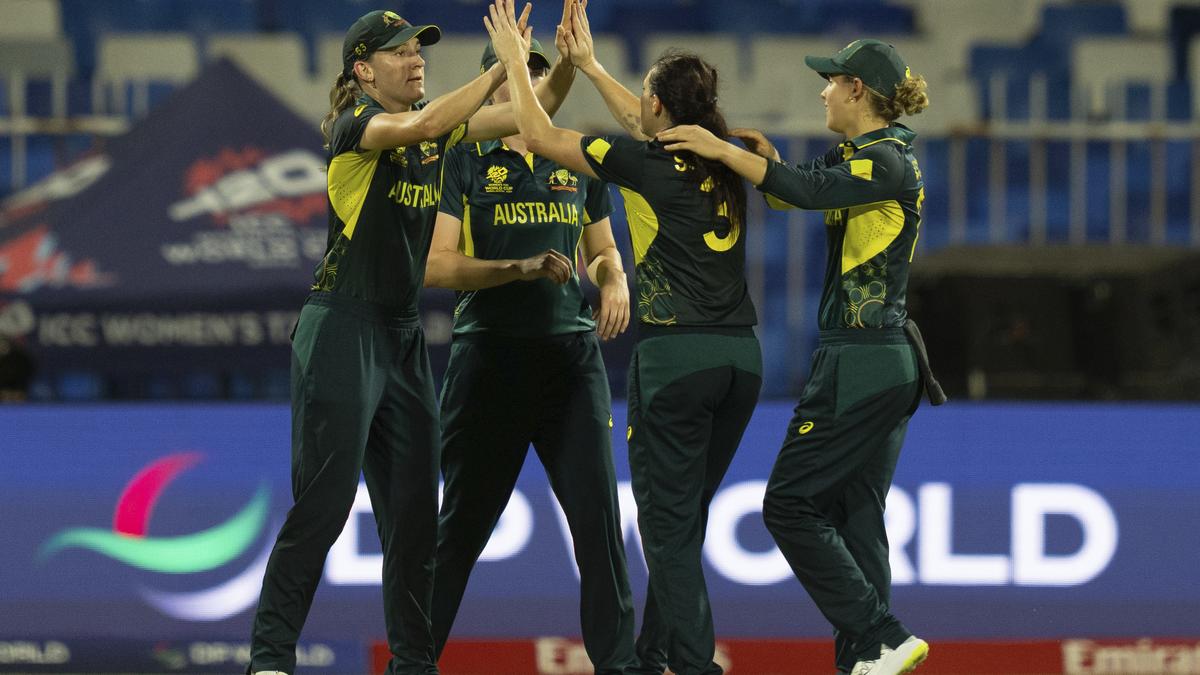 Australia Dominate New Zealand in Women's T20 World Cup Clash