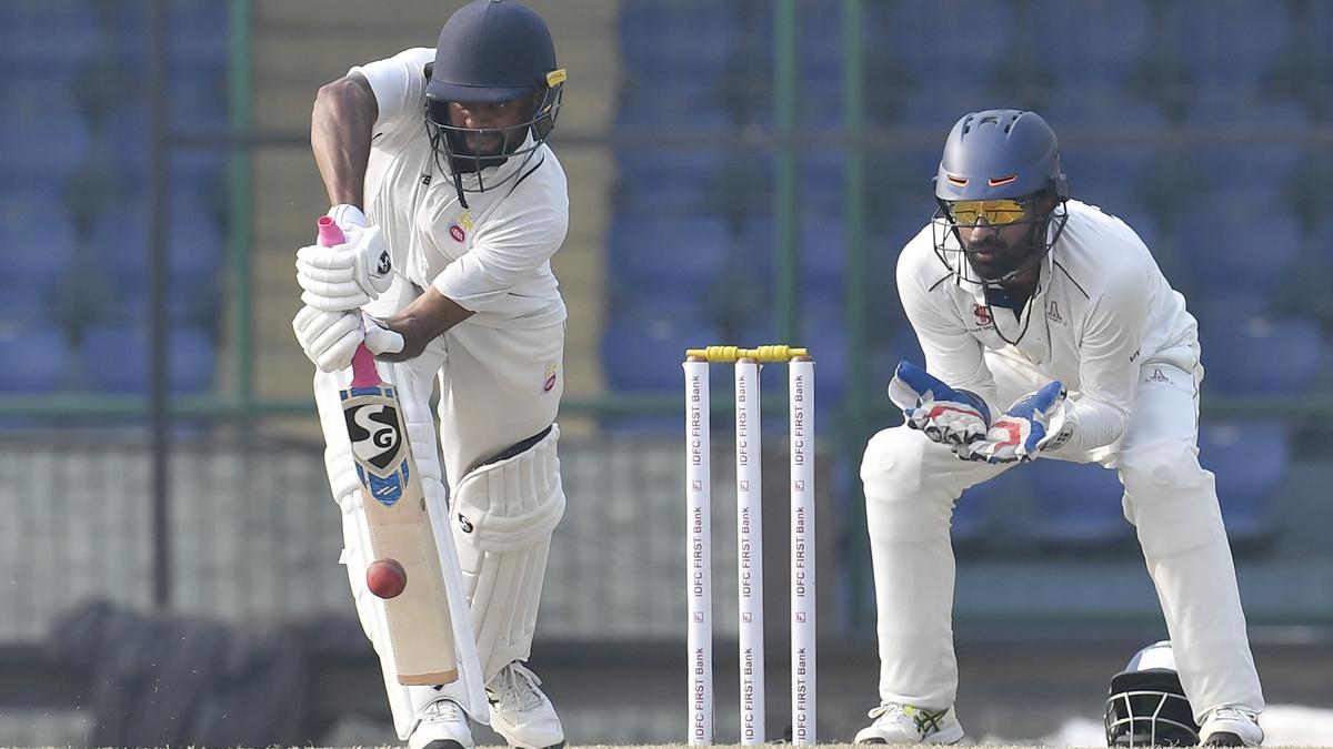 Delhi Draws Ranji Trophy Match with Sangwan's Heroics and Saini's Time-Wasting