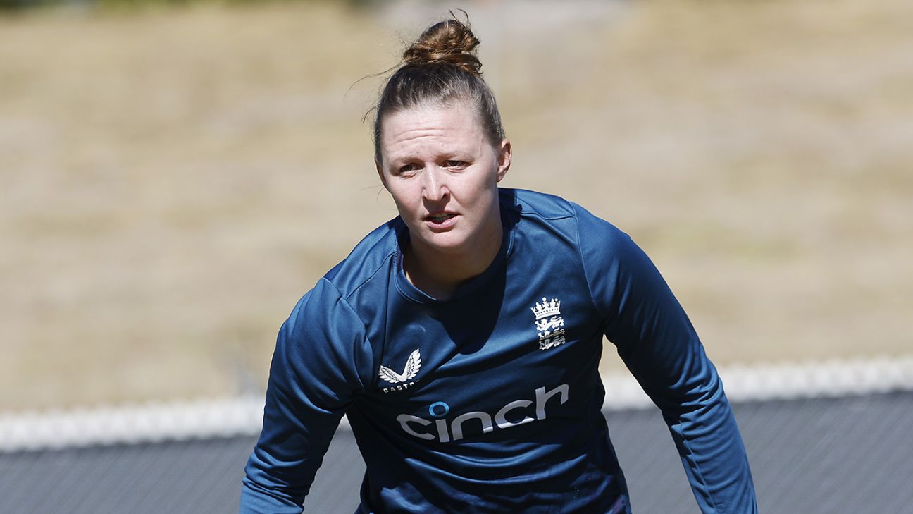 England's Fastest Bowler, Lauren Filer, Joins Durham for Three Years