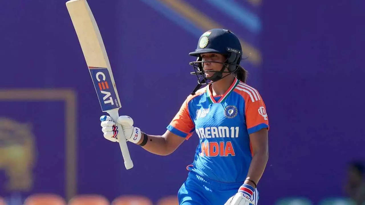 Harmanpreet Kaur Breaks Record, Becomes Fastest Indian to Score T20 World Cup Fifty