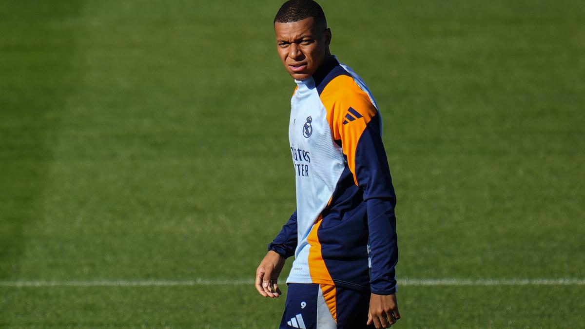 Real Madrid Coach Defends Mbappé Amid Rape Allegations