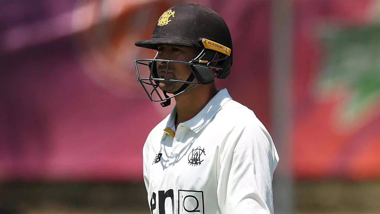 Ashton Agar's One-Handed Heroics in Vain as Victoria Wins Sheffield Shield