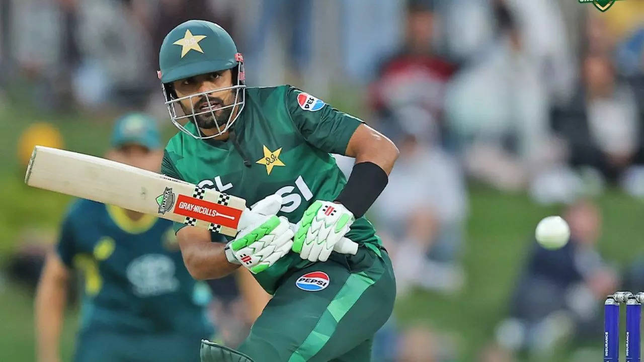 Babar Azam Surpasses Kohli, Becomes Second-Highest Run-Scorer in T20Is