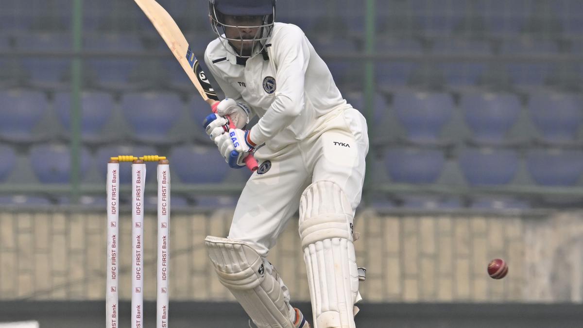 Jharkhand's Sharandeep Singh Anchors Slow-Paced Opening Day Against Delhi