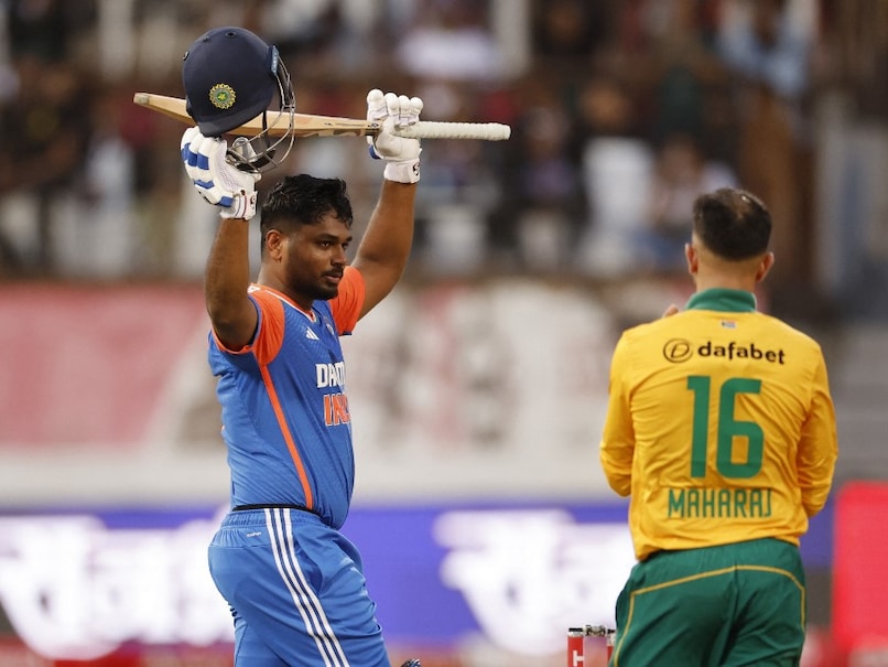 Sanju Samson's Consecutive Centuries Earn Praise from Yuvraj Singh, Ravi Shastri