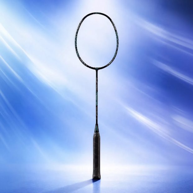 Maxbolt Predator Badminton Racket