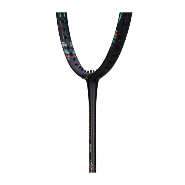 Hundred Predator 82 Extra Strong Badminton Racket (Black)